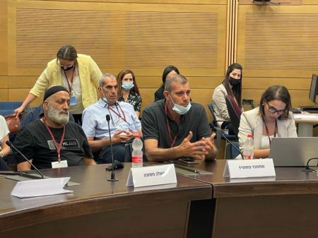 رئيس بلدية اللد يهدّد عائلة الشهيد موسى حسونة